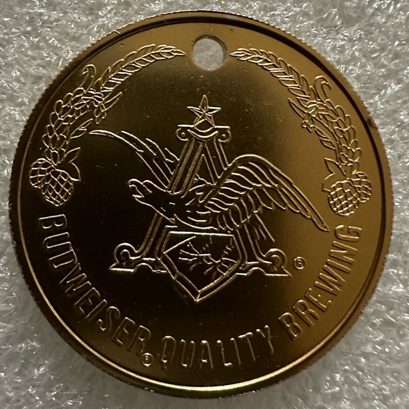 Vintage Budweiser Beer Token Keychain Anheuser Busch Brewery Tour Souvenir - Picture 3 of 6